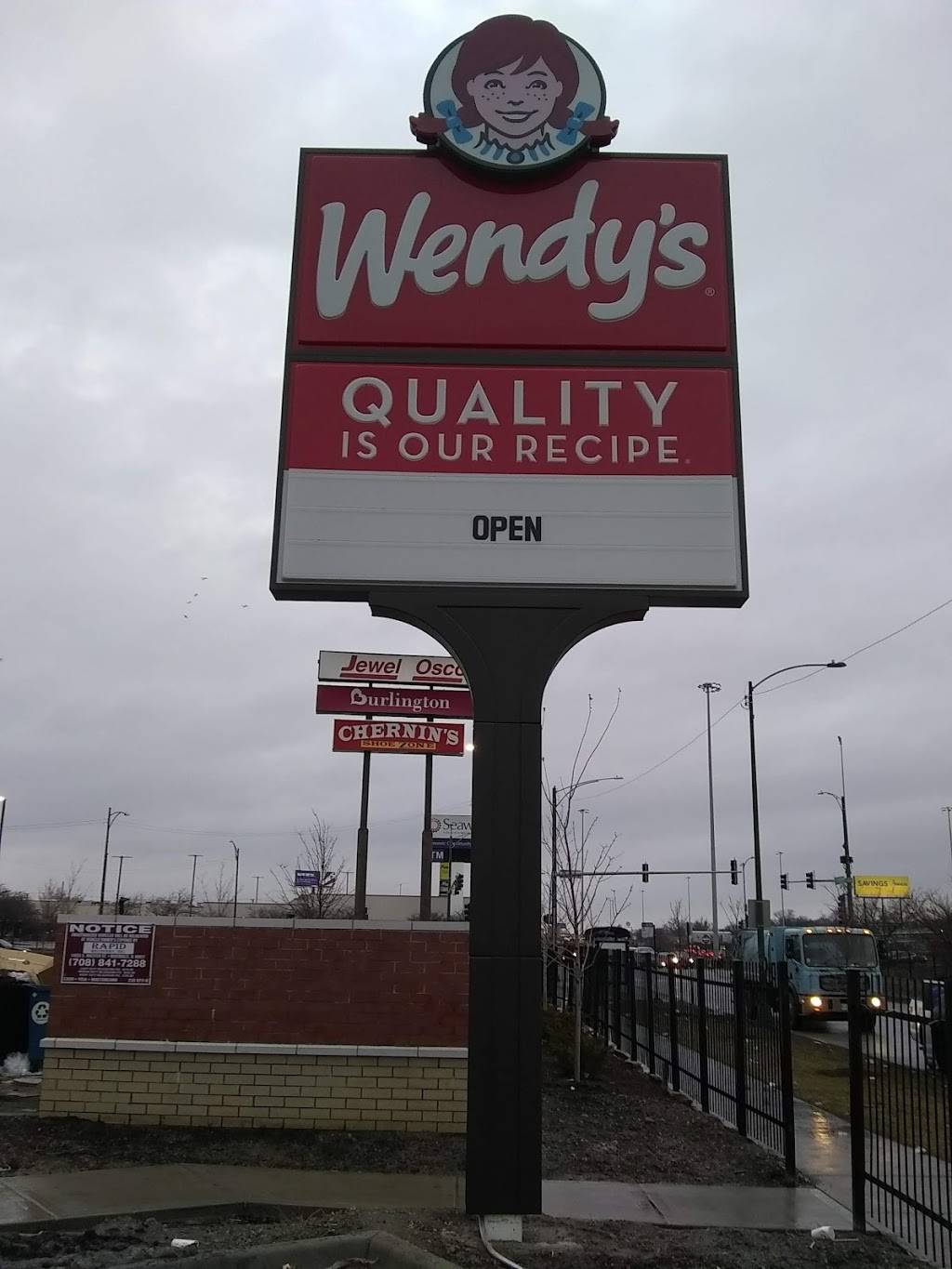 Wendys | restaurant | 8740 S Lafayette Ave, Chicago, IL 60620, USA | 9085578432 OR +1 908-557-8432