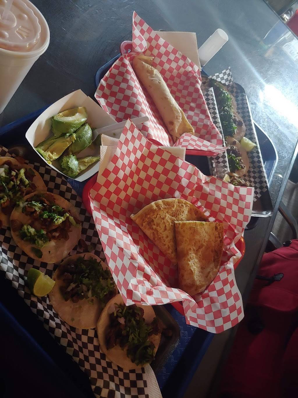 Tacos El Abuelo | restaurant | 602 Anthony Dr, Anthony, NM 88021, USA | 9153730152 OR +1 915-373-0152