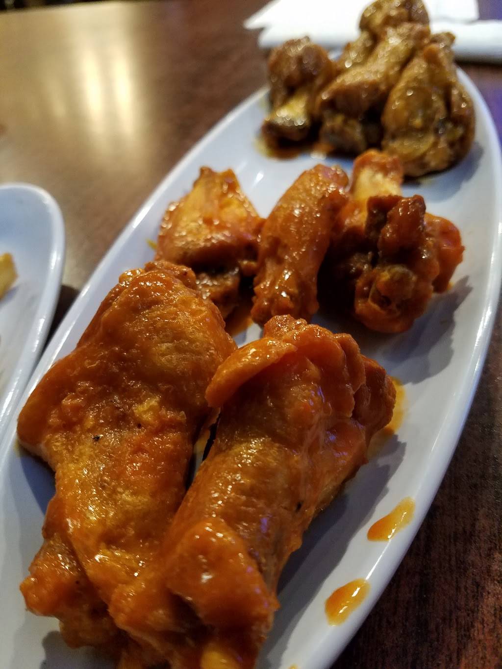 The Wing Company - Pembroke | restaurant | 707 W 3rd St, Pembroke, NC 28372, USA | 9105218627 OR +1 910-521-8627