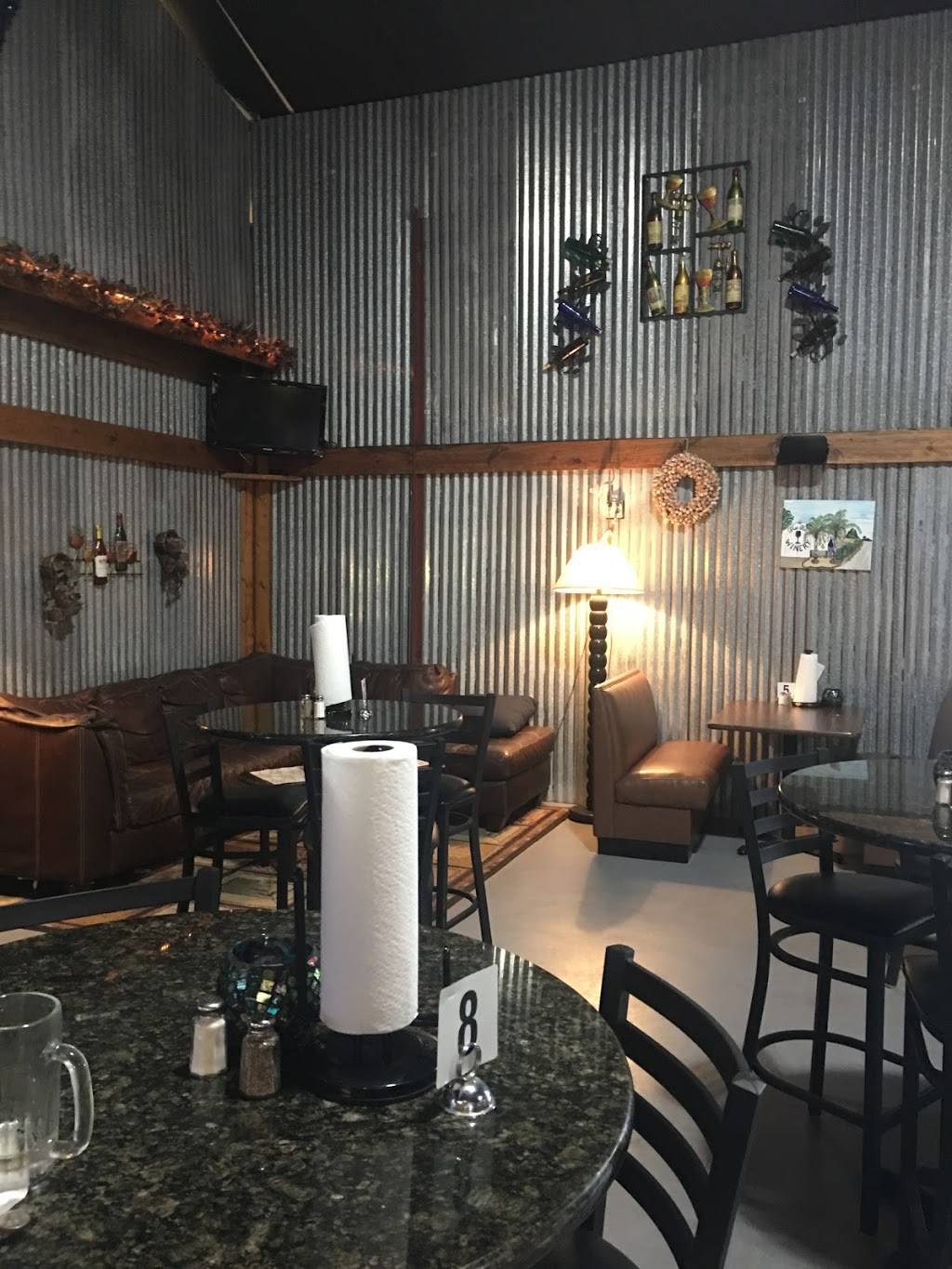 True Blue Winery | restaurant | 604 Pink Apartment Rd, Davenport, FL 33837, USA | 8634194400 OR +1 863-419-4400