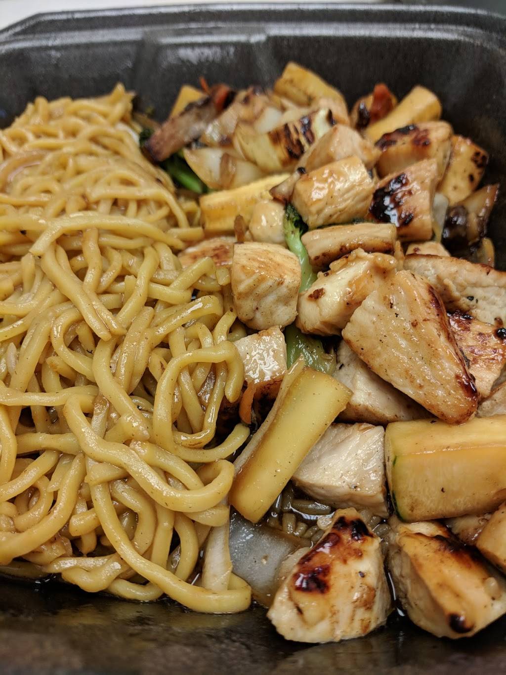 Hibachi Japanese Steakhouse | restaurant | 775 Alpha Dr, Highland Heights, OH 44143, USA | 4404499309 OR +1 440-449-9309