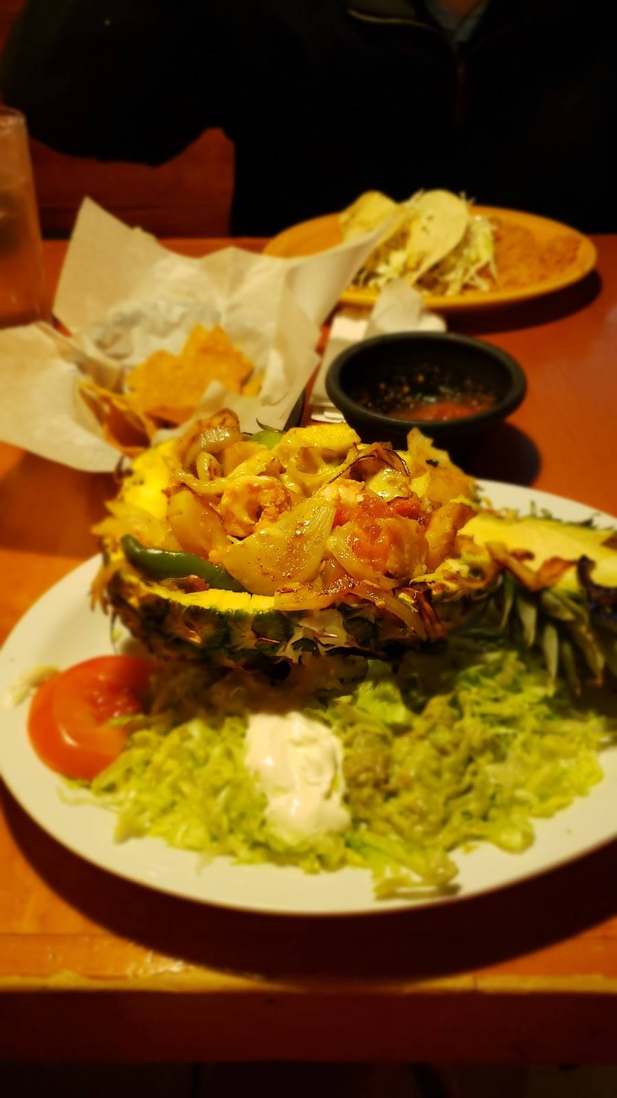 Azteca Mexican Grill | restaurant | 53 E Bridge St, Oswego, NY 13126, USA | 3153417045 OR +1 315-341-7045