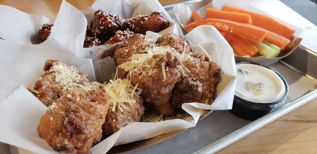 Fire Wings Fair Oaks | restaurant | 5350 Sunrise Blvd, Fair Oaks, CA 95628, USA | 9164963473 OR +1 916-496-3473