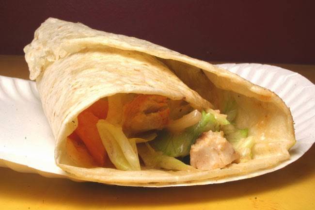 Charlies Pizzeria | meal delivery | 1 Main St, Saugus, MA 01906, USA | 7812332400 OR +1 781-233-2400