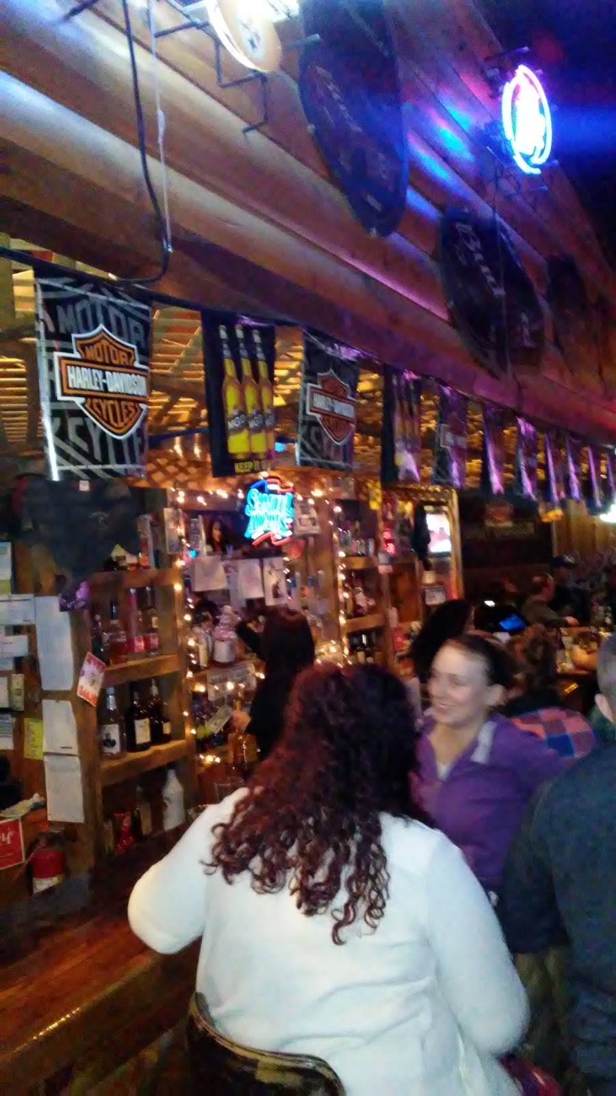 Boomerangs Bar & Grille Inc | restaurant | 17705 Old Turnpike Road, Millmont, PA 17845, USA | 5709221232 OR +1 570-922-1232