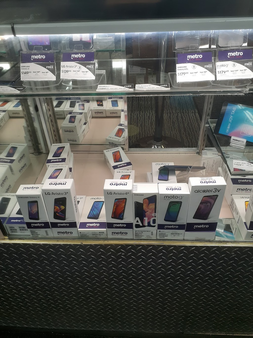 AM PM Market | meal takeaway | 2317 Salem Ave, Dayton, OH 45406, USA | 9372789595 OR +1 937-278-9595