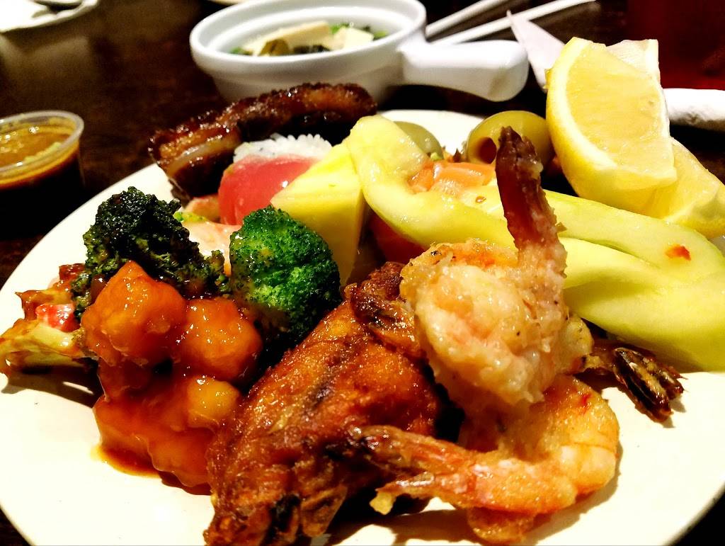Wok & Roll | restaurant | 3000 W Ina Rd, Tucson, AZ 85741, USA | 5202971279 OR +1 520-297-1279