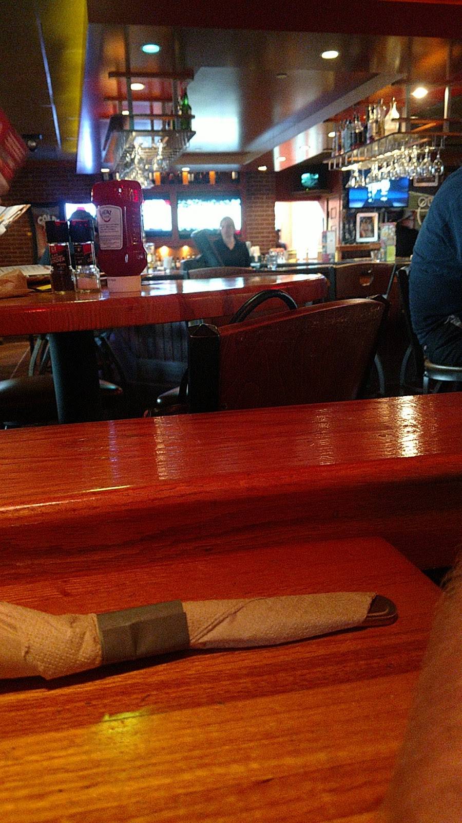 Applebees Grill + Bar | restaurant | 2896 S Rutherford Blvd, Murfreesboro, TN 37130, USA | 6158957777 OR +1 615-895-7777