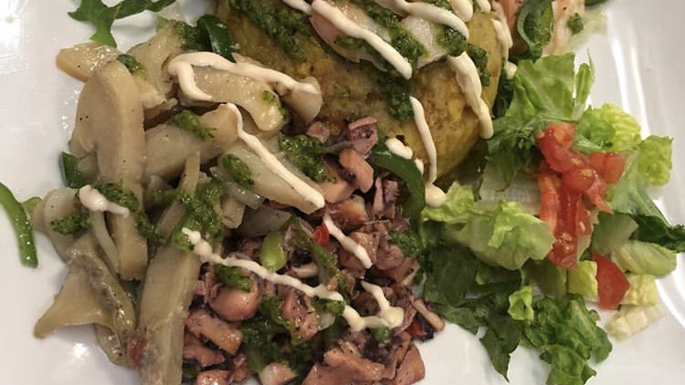 Fonda El Criollito Restaurant | restaurant | 4701 S Semoran Blvd, Orlando, FL 32822, USA | 4072897724 OR +1 407-289-7724