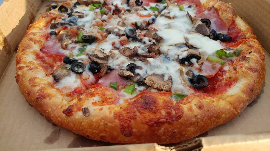 Paisanos Pizza N Pasta | restaurant | 6000 4th St N, St. Petersburg, FL 33703, USA | 7275212656 OR +1 727-521-2656