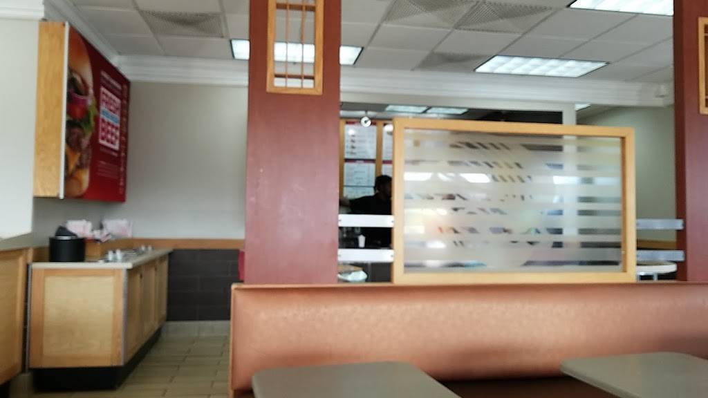 Wendys | restaurant | 4240 US Hwy 19 South, New Port Richey, FL 34652, USA | 7278486156 OR +1 727-848-6156