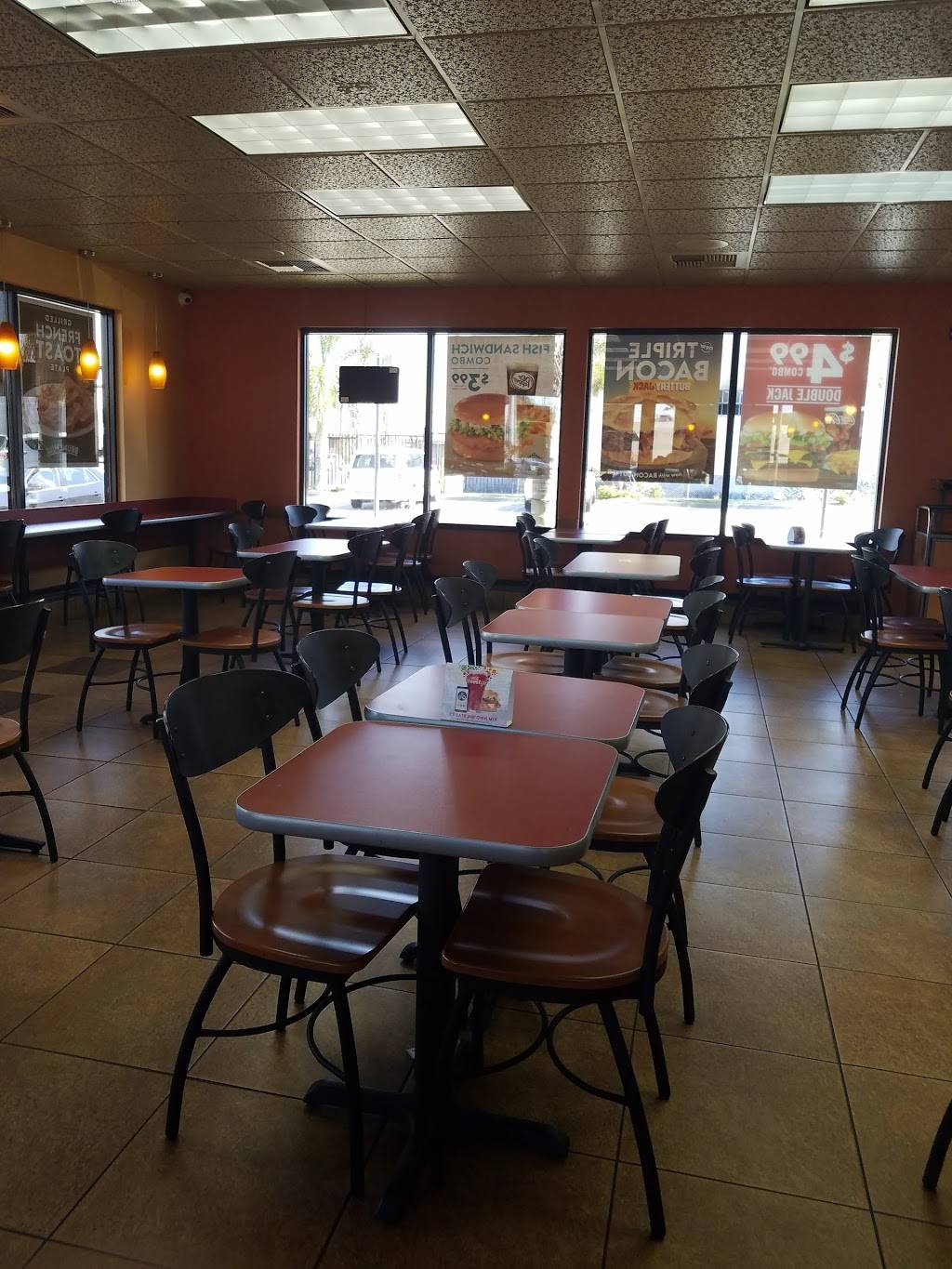 Jack in the Box | restaurant | 13510 S Western Ave, Gardena, CA 90249, USA | 3105385561 OR +1 310-538-5561