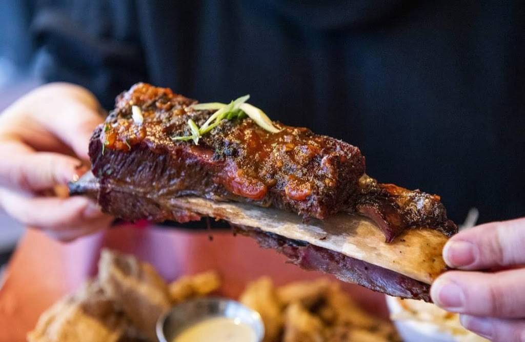 Que | restaurant | 1100 Eglinton Ave W, Toronto, ON M6C 2E2, Canada | 4167851727 OR +1 416-785-1727