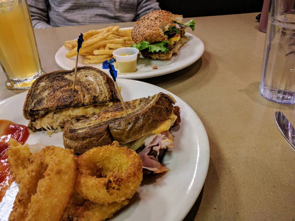 The Tremont | restaurant | 24 W Main St, Marshalltown, IA 50158, USA | 6417549082 OR +1 641-754-9082