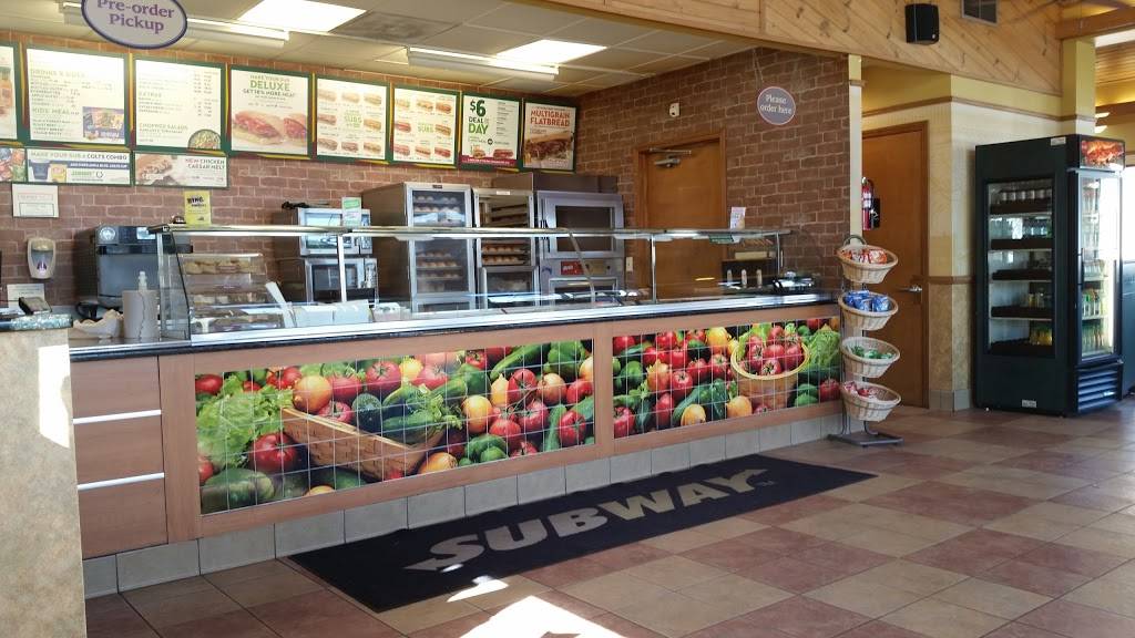 Subway | restaurant | 170 N Broadway, Peru, IN 46970, USA | 7654734700 OR +1 765-473-4700