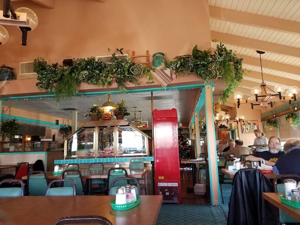 Beas New Mexican Restaurant | restaurant | 8603 Zuni Rd SE, Albuquerque, NM 87108, USA | 5052320507 OR +1 505-232-0507