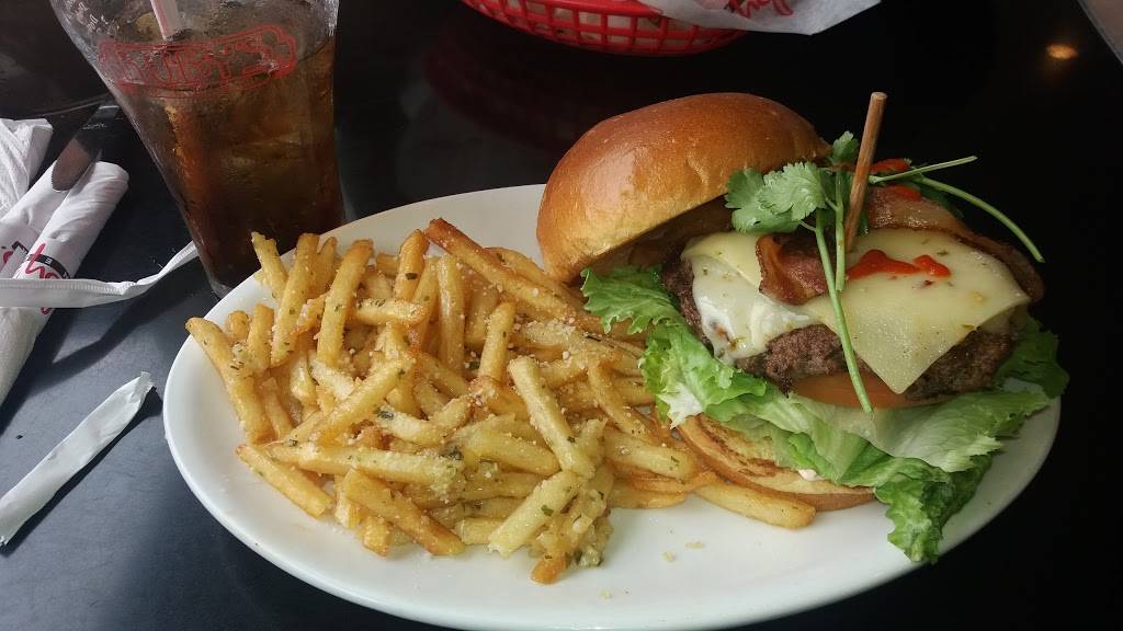 Rubys Diner | restaurant | 6405 Pacific Coast Hwy, Long Beach, CA 90803, USA | 5625961914 OR +1 562-596-1914