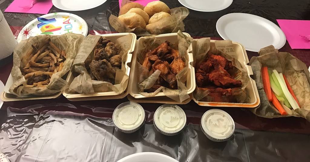 Wingstop | restaurant | 1251 Northwest Hwy Ste C, Garland, TX 75041, USA | 9722715900 OR +1 972-271-5900