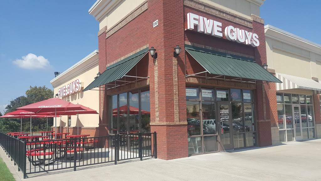 Five Guys | meal takeaway | 1767 Madison St, Clarksville, TN 37043, USA | 9319194344 OR +1 931-919-4344