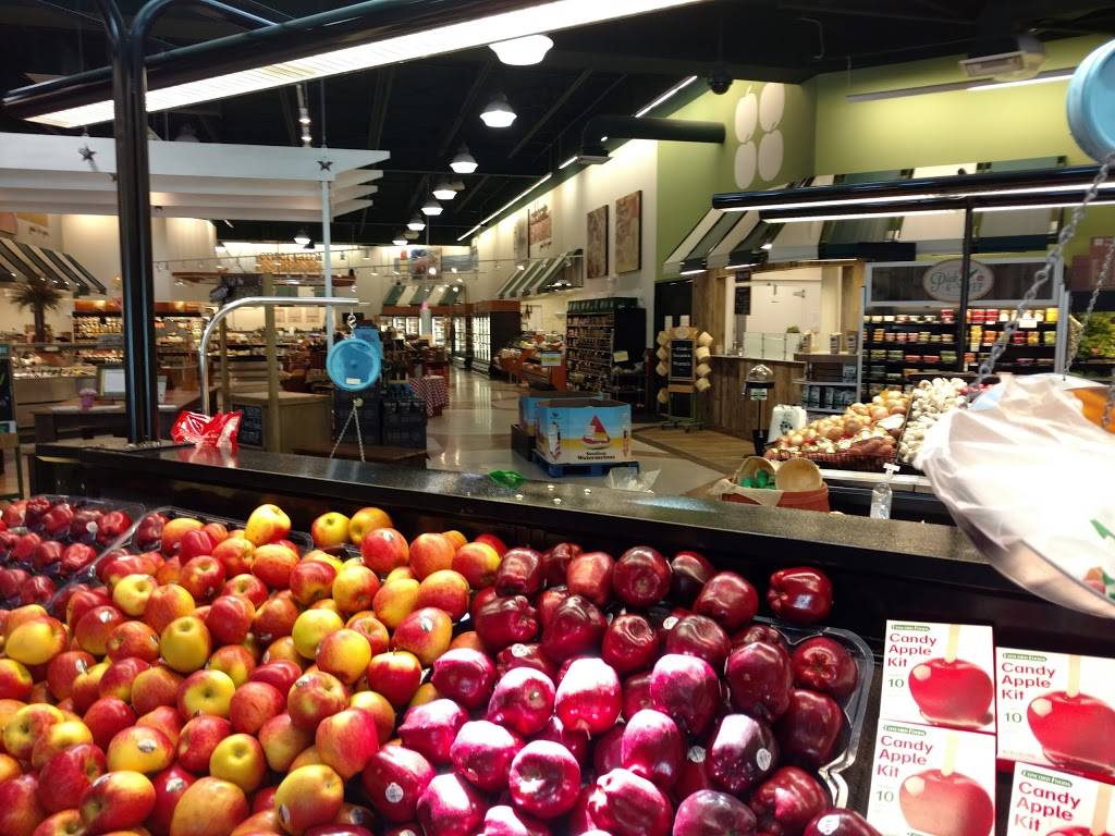 Lowes Foods on Cipriana Drive | bakery | 970 Cipriana Dr, Myrtle Beach, SC 29572, USA | 8438392115 OR +1 843-839-2115