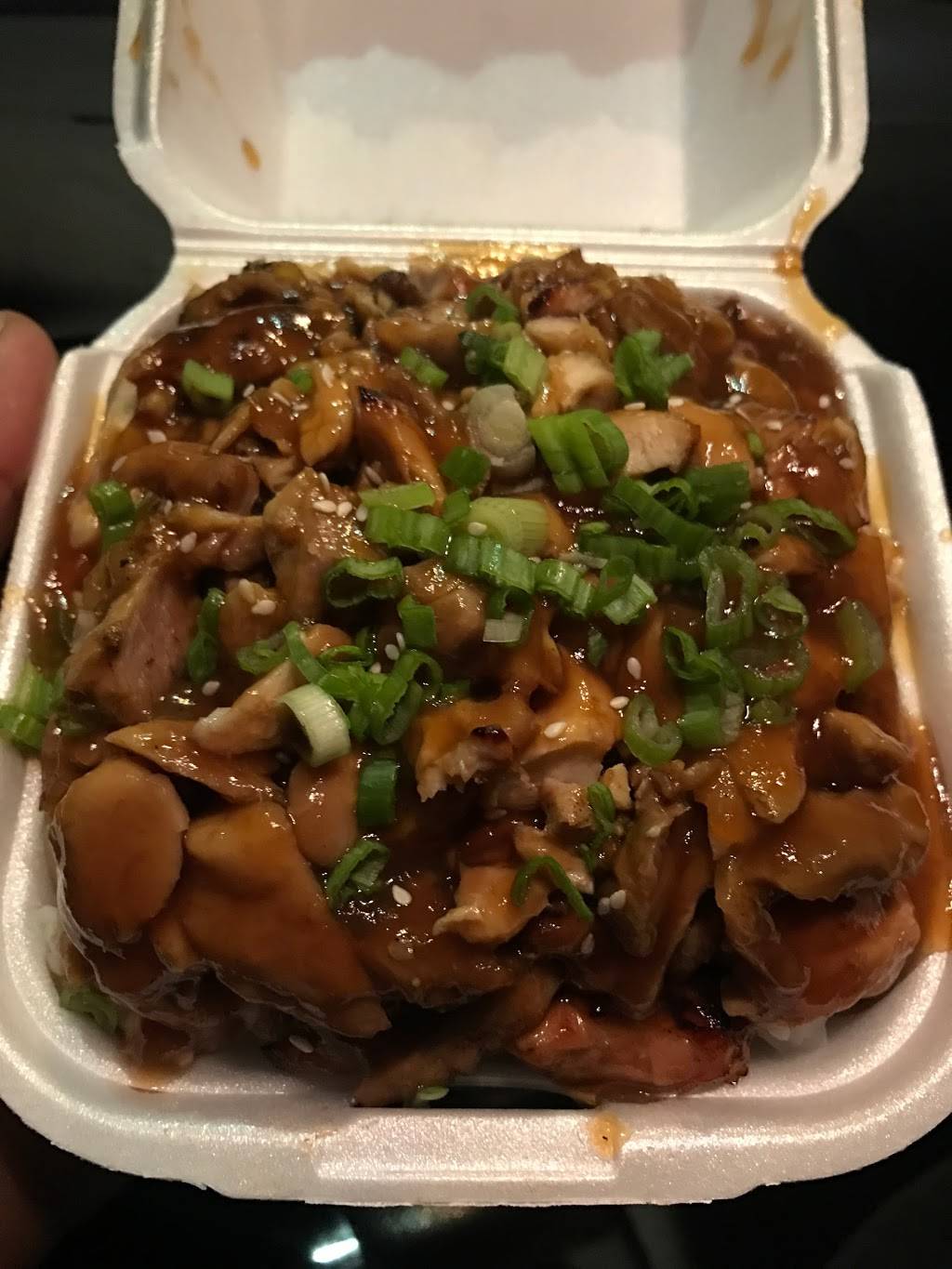 Juicy Burgers | restaurant | 9200 S Hoover St, Los Angeles, CA 90044, USA | 3237549023 OR +1 323-754-9023