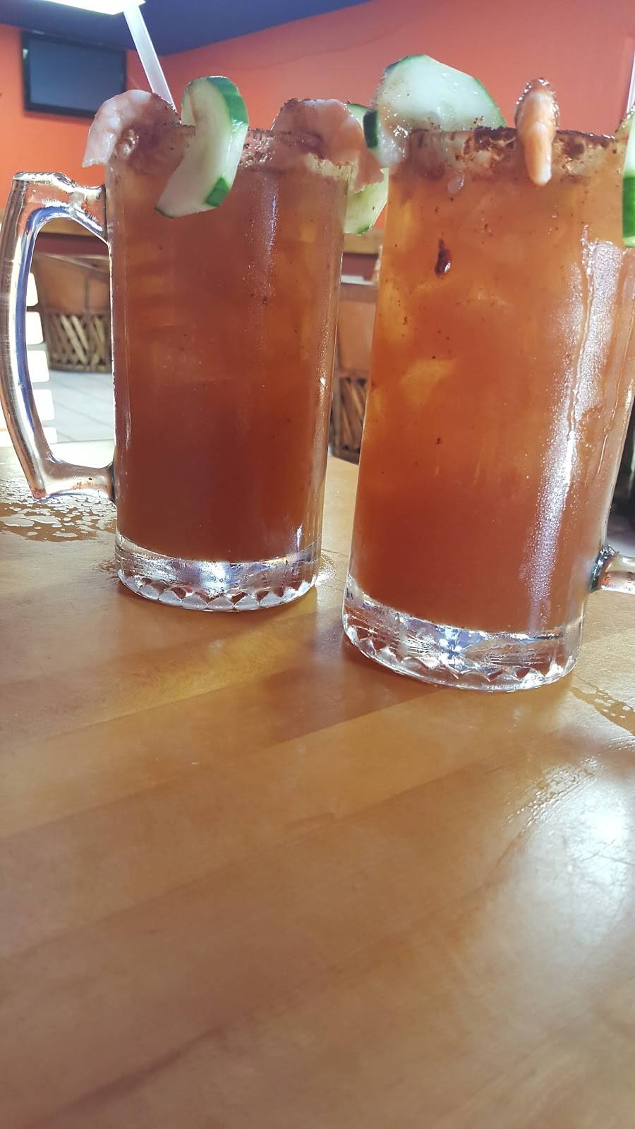 La Roca Restaurant | restaurant | 737 East St, Woodland, CA 95776, USA | 5306612595 OR +1 530-661-2595