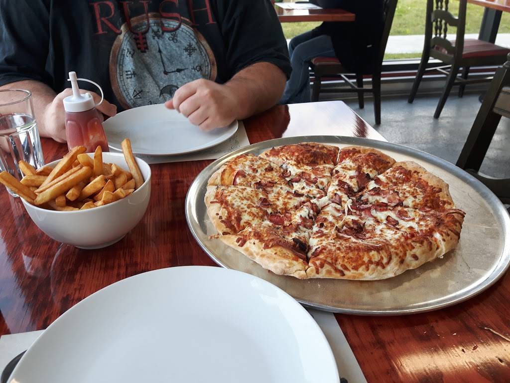 Papa Pizza | restaurant | 5289 Boulevard Hébert, Salaberry-de-Valleyfield, QC J6S 6P2, Canada | 4503704545 OR +1 450-370-4545
