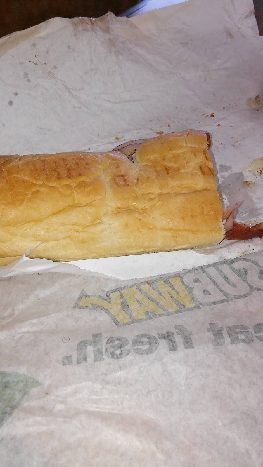 Subway Restaurants | restaurant | 28700 S Dixie Hwy, Homestead, FL 33033, USA | 3052422828 OR +1 305-242-2828