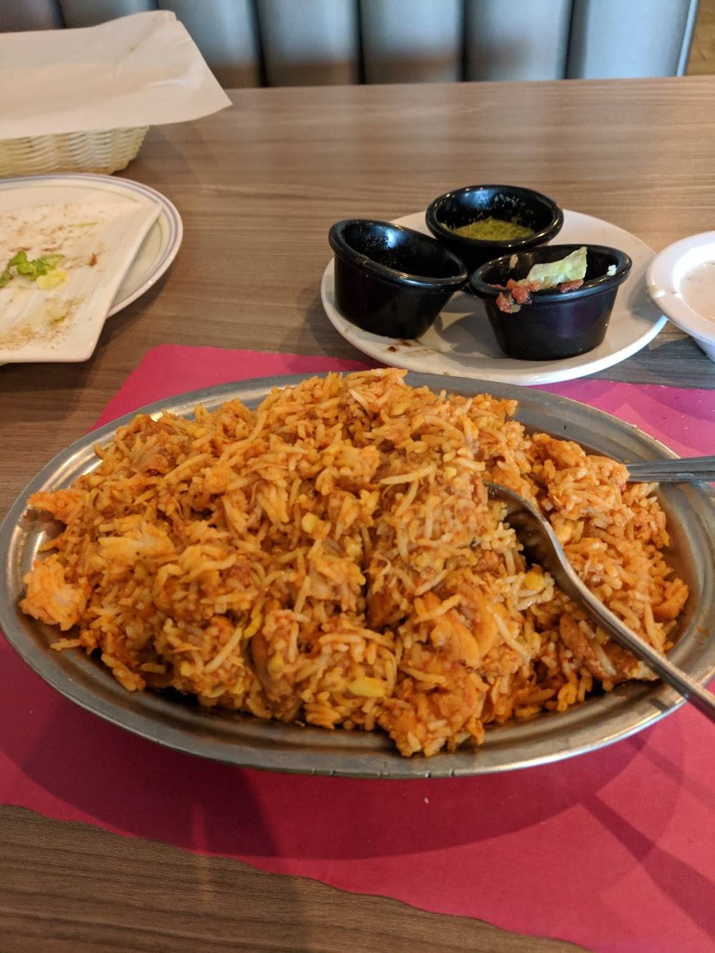 India Palace | restaurant | 2941 W Bell Rd, Phoenix, AZ 85053, USA | 6029424224 OR +1 602-942-4224