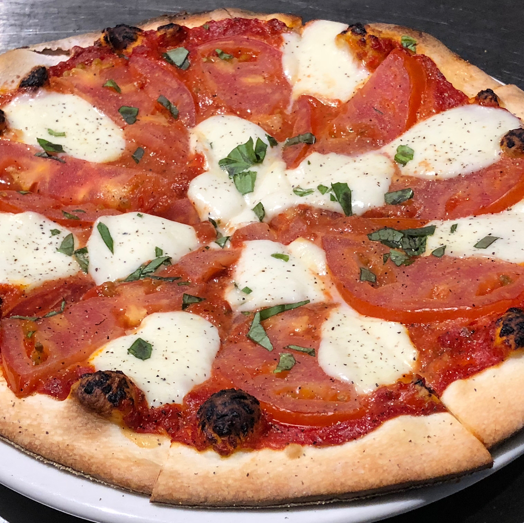 Mangiamo Pizza | restaurant | 783 Rio Del Mar Blvd #45, Aptos, CA 95003, USA | 8316881477 OR +1 831-688-1477