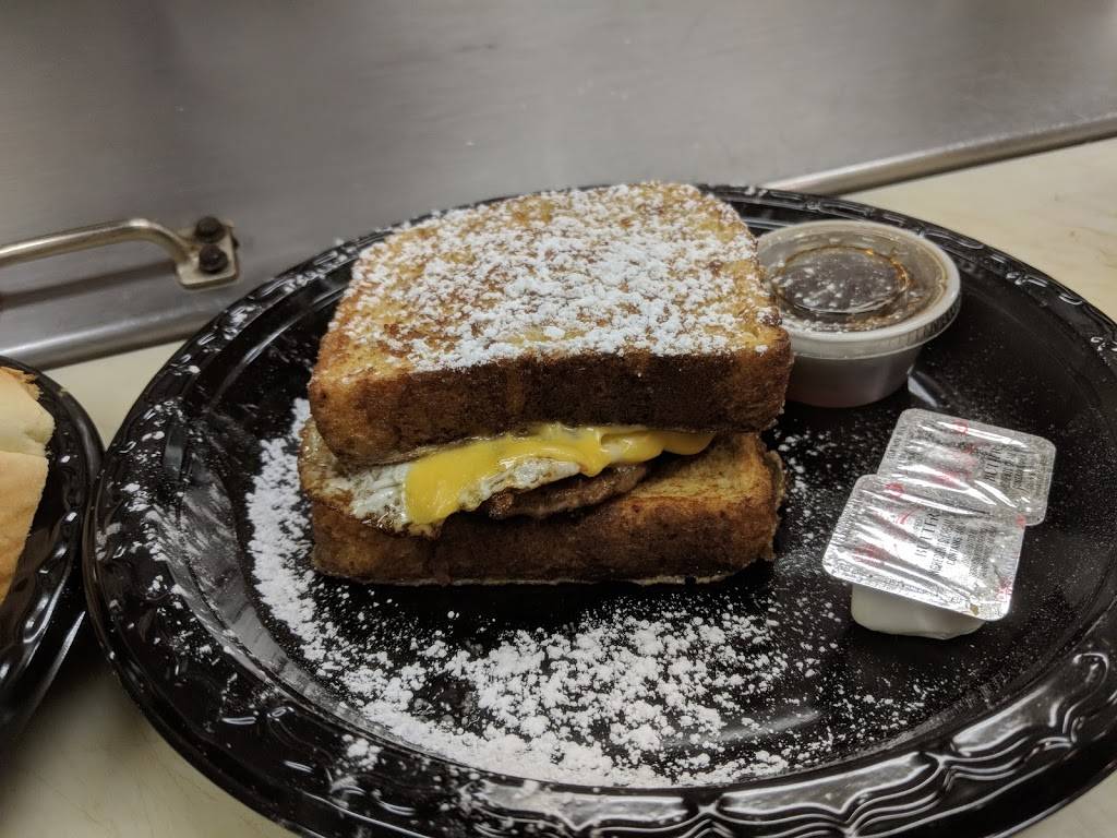 Buckeye Express Diner | restaurant | 810 OH-97, Bellville, OH 44813, USA | 4198862900 OR +1 419-886-2900