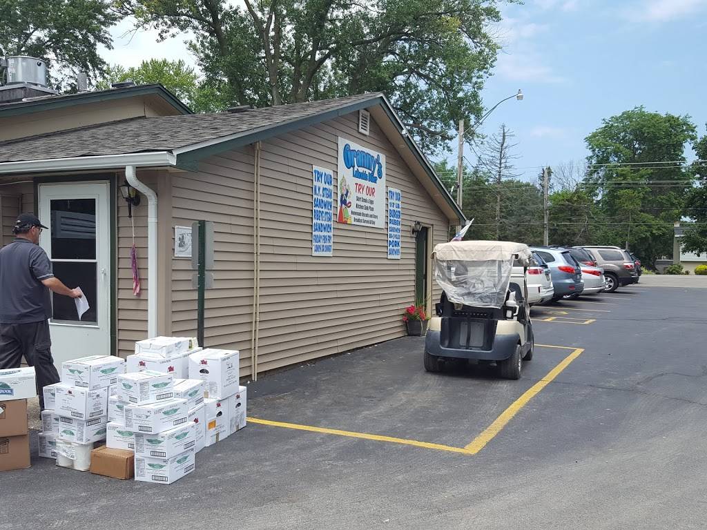 Grannys Lakeside Diner | restaurant | 25125 Grass Lake Rd, Antioch, IL 60002, USA | 8473952328 OR +1 847-395-2328