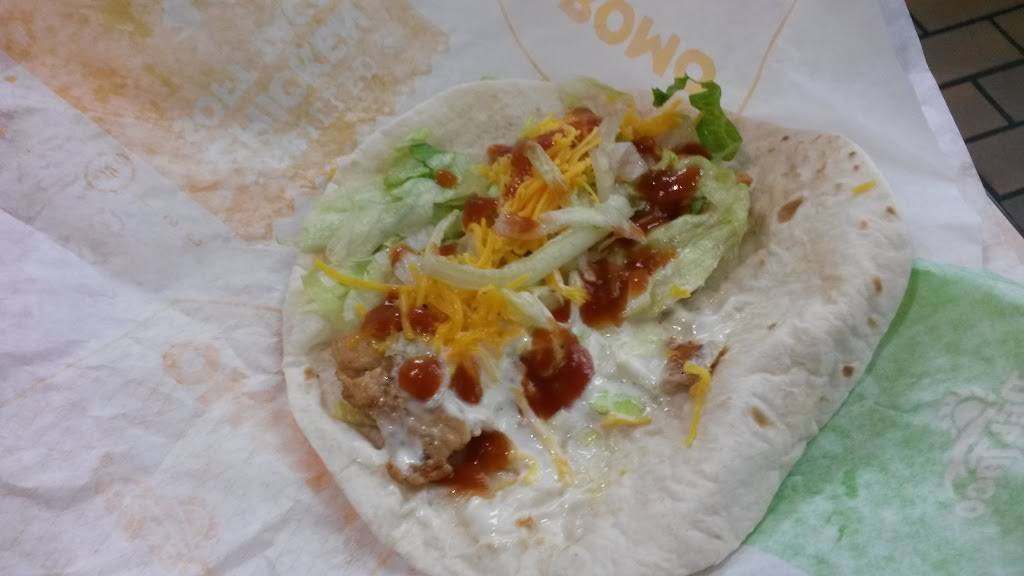 Del Taco | meal takeaway | 834 W Valley Blvd, Colton, CA 92324, USA | 9098251946 OR +1 909-825-1946