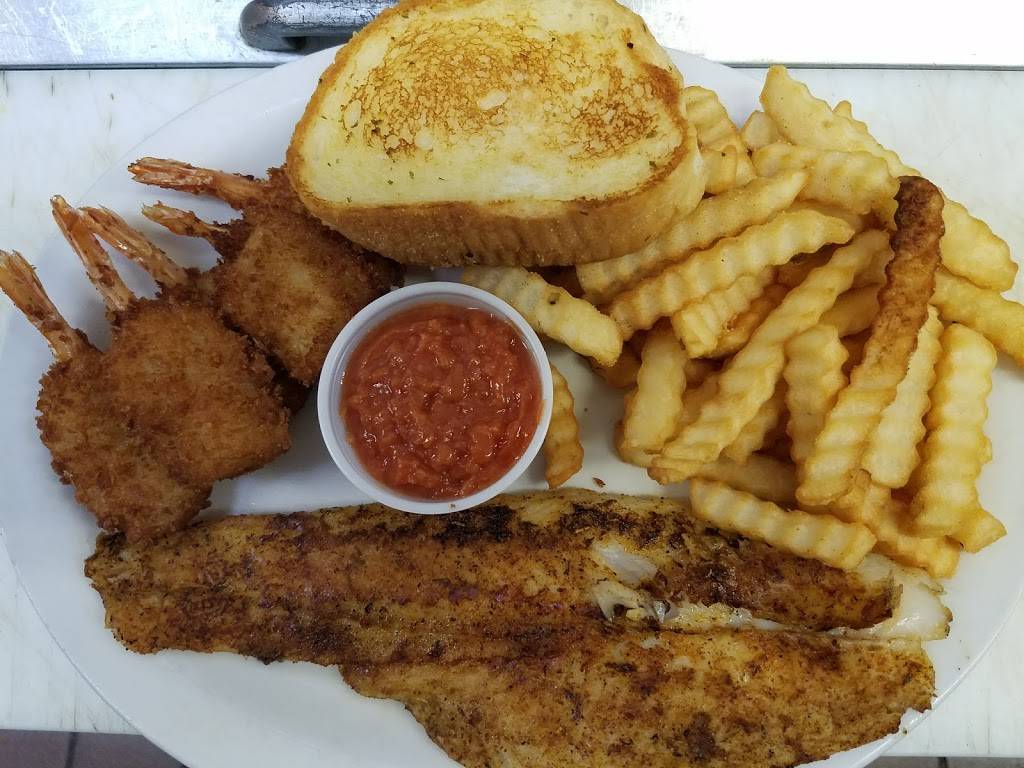 Country Pride | restaurant | 3210 S 7th St, Council Bluffs, IA 51501, USA | 7123662217 OR +1 712-366-2217