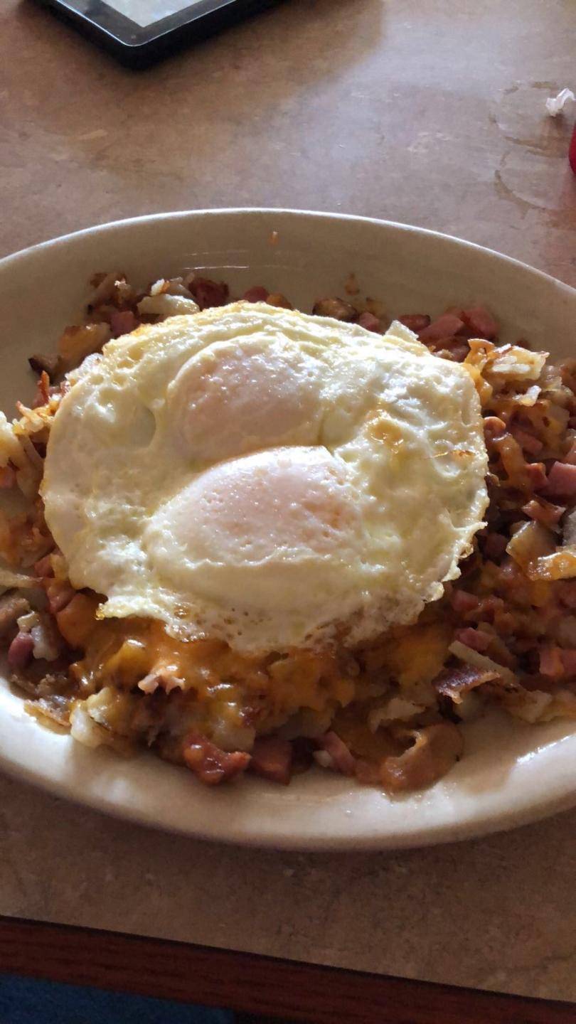 Garden Grille Cafe | restaurant | 8425 W Hillsborough Ave, Tampa, FL 33615, USA | 8139015660 OR +1 813-901-5660