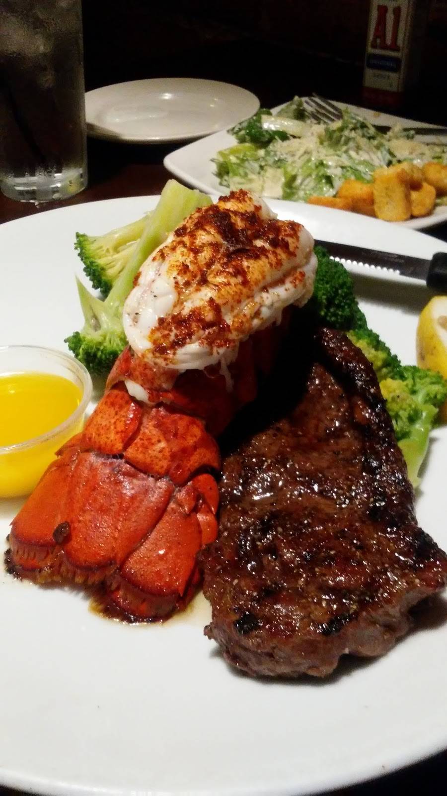Harbor House | restaurant | 440 Clinton St, Detroit, MI 48226, USA | 3139679900 OR +1 313-967-9900