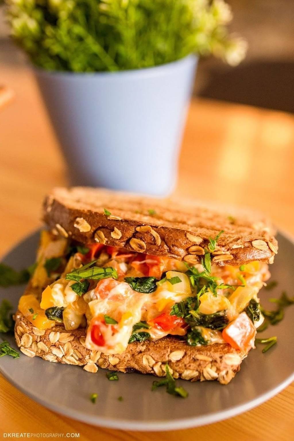 LUNA Cafe | restaurant | 525 SR16, #130, St. Augustine, FL 32084, USA | 9042095094 OR +1 904-209-5094