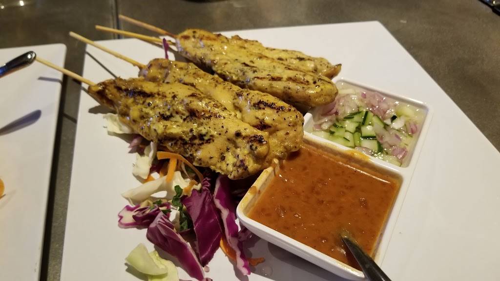 Yuphas Thai Kitchen | restaurant | Royal Palms Plaza, 1805 E Elliot Rd Suite 115, Tempe, AZ 85284, USA | 4808390576 OR +1 480-839-0576