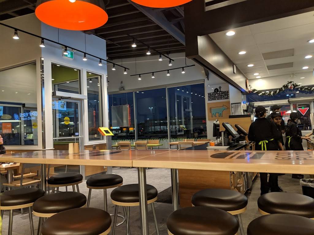 A&W Canada | restaurant | 656 Erb St W, Waterloo, ON N2T 2Z7, Canada | 2269888412 OR +1 226-988-8412