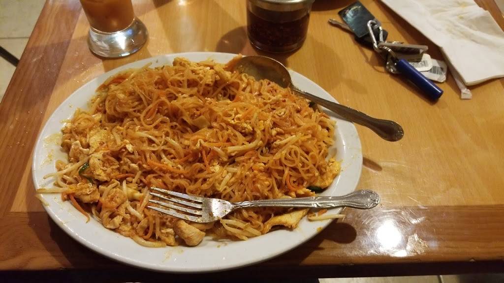 Thai Rice N Noodle | restaurant | 9094 Camp Bowie W Blvd, Fort Worth, TX 76116, USA | 8175603758 OR +1 817-560-3758