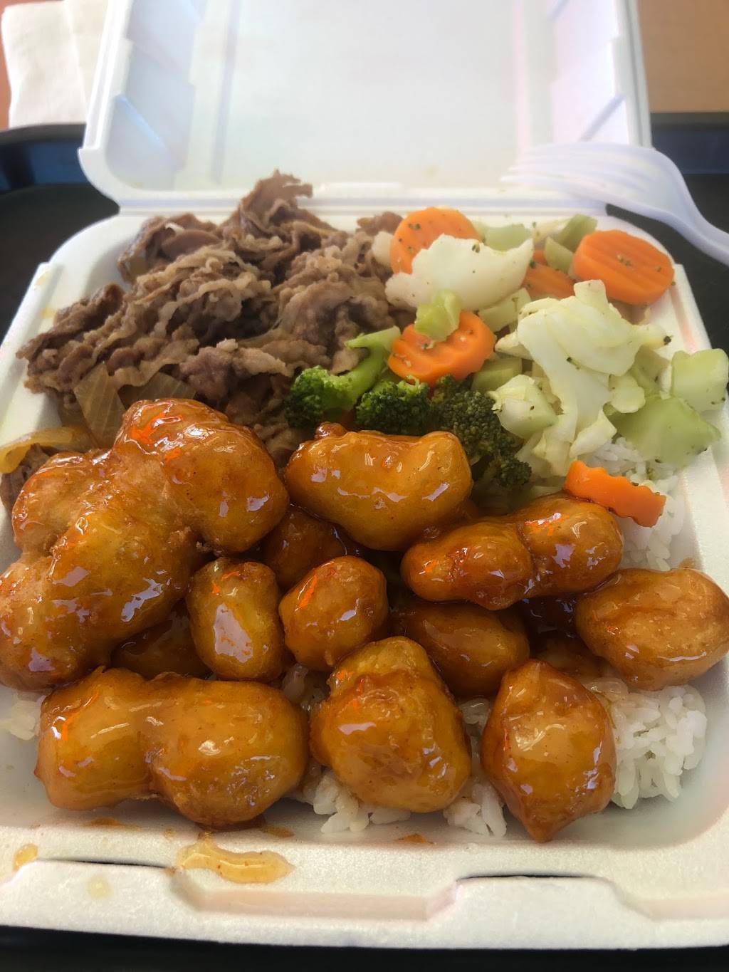 Yoshinoya Foothill & Mountain | restaurant | 1261 W Foothill Blvd C, Upland, CA 91786, USA | 9099460024 OR +1 909-946-0024