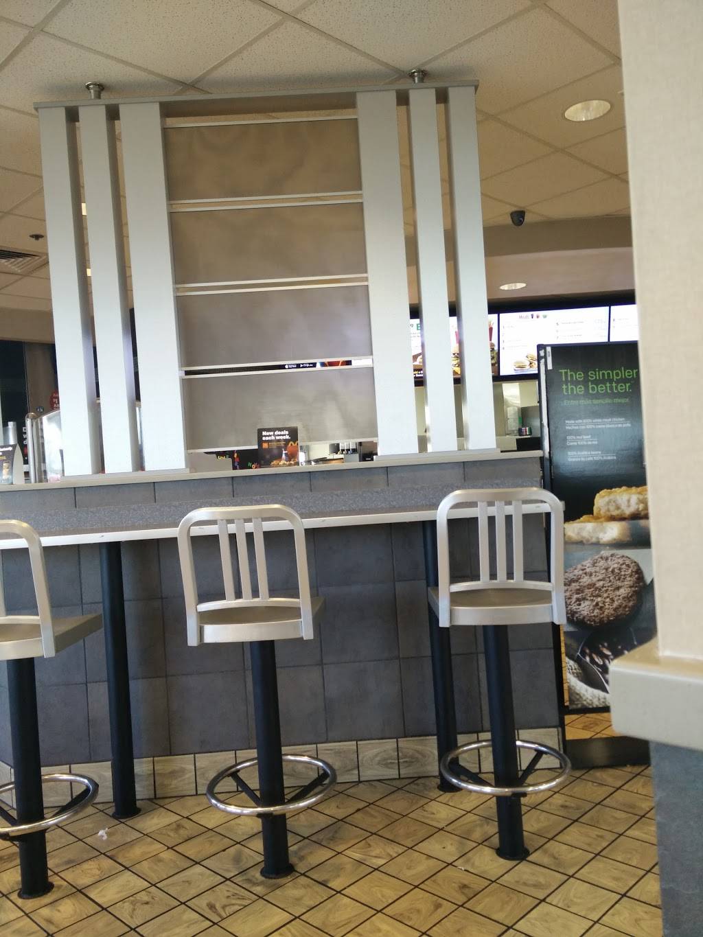 McDonalds | cafe | 455 W Guadalupe Rd, Tempe, AZ 85282, USA | 4807554433 OR +1 480-755-4433