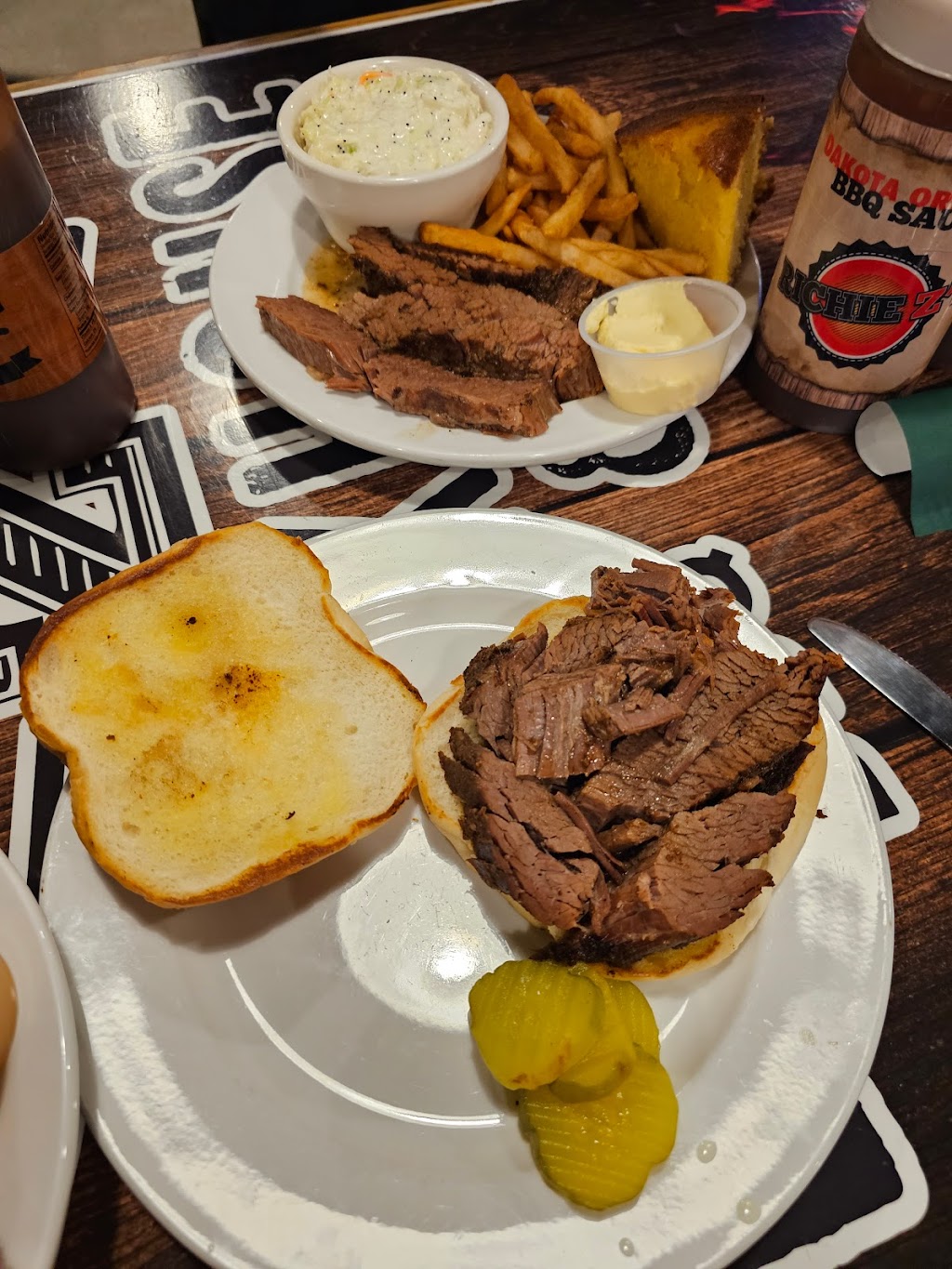 Richie Zs Brickhouse BBQ & Grill | restaurant | 401 S Central Ave, Pierre, SD 57501, USA | 6054940414 OR +1 605-494-0414