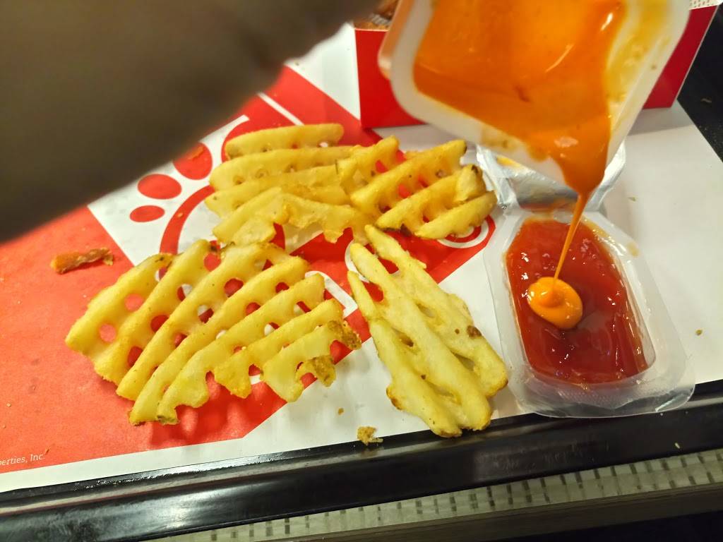 Chick-fil-A | restaurant | 1505 N Collins St, Arlington, TX 76011, USA | 8175487700 OR +1 817-548-7700