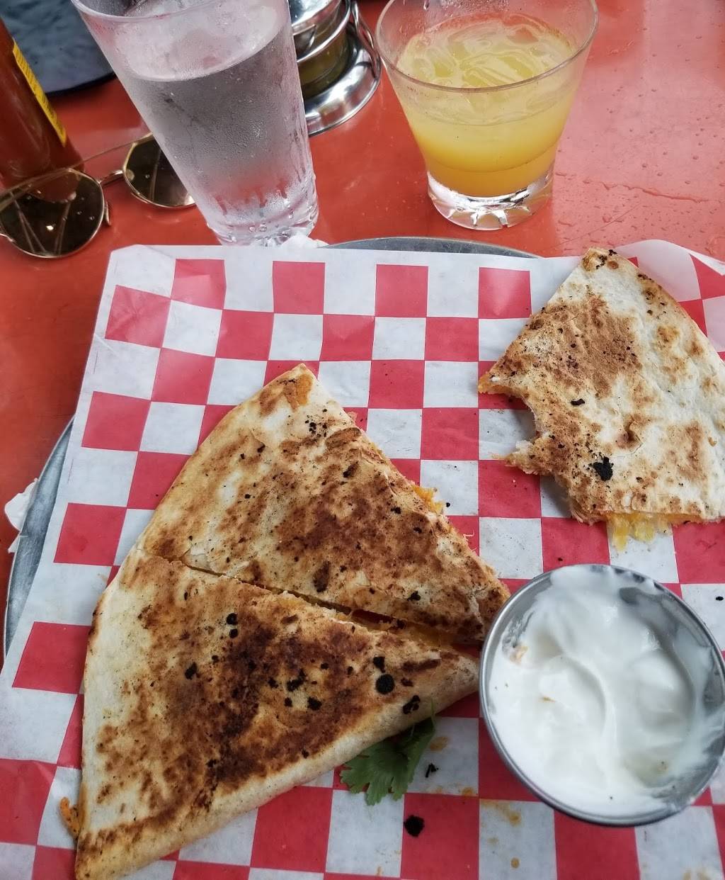 Taco Taco | restaurant | 1720 Collins Ave, Miami Beach, FL 33139, USA | 3056741160 OR +1 305-674-1160