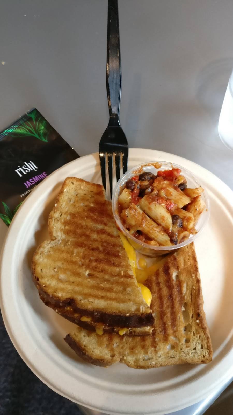 Grins Vegetarian Cafe | restaurant | 2421 Vanderbilt Pl, Nashville, TN 37212, USA | 6153228571 OR +1 615-322-8571