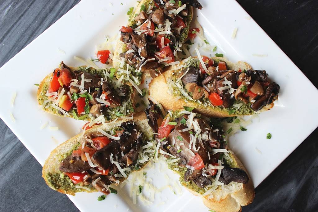 Mozarts | cafe | 4784 N High St, Columbus, OH 43214, USA | 6142683687 OR +1 614-268-3687