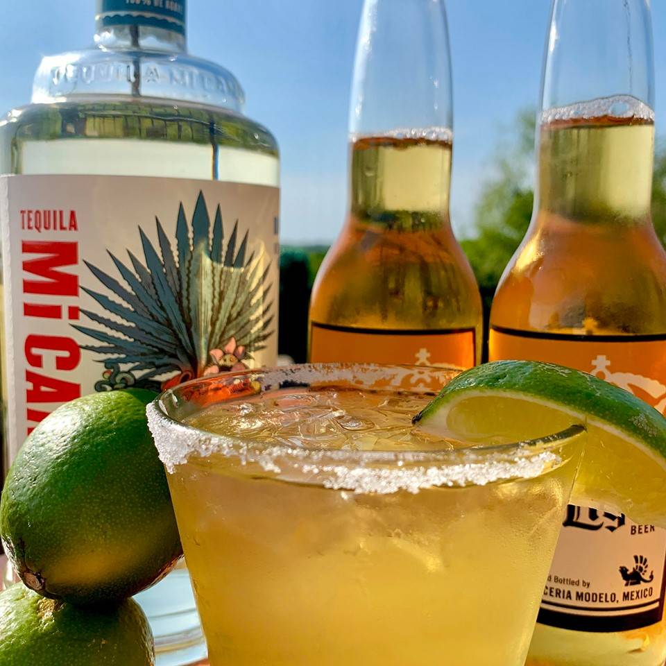 Lakeview by Peppersmash | restaurant | 4847 Main St, The Colony, TX 75056, USA | 2143907574 OR +1 214-390-7574