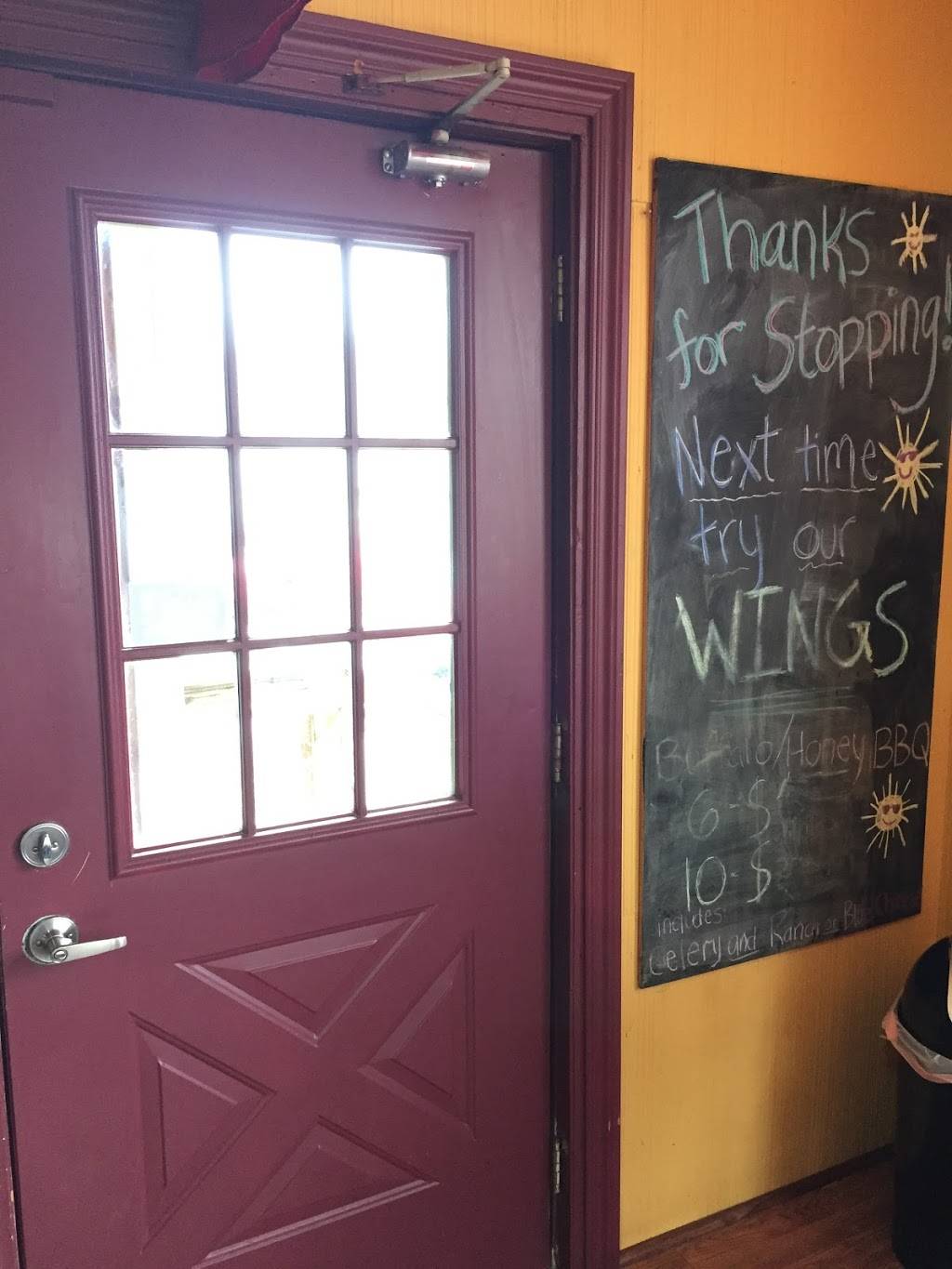 Village Pizza & Pasties | restaurant | 3620 Avon St, Hartland, MI 48353, USA | 8106323232 OR +1 810-632-3232