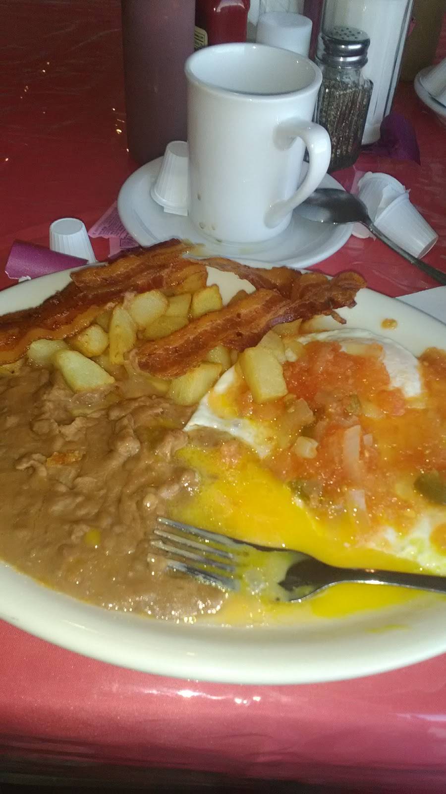 Angelicas | restaurant | 3712 New Mathis Rd, Elmendorf, TX 78112, USA | 2108921706 OR +1 210-892-1706